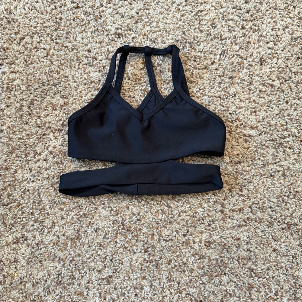 Black Strappy Sports Bra for girls